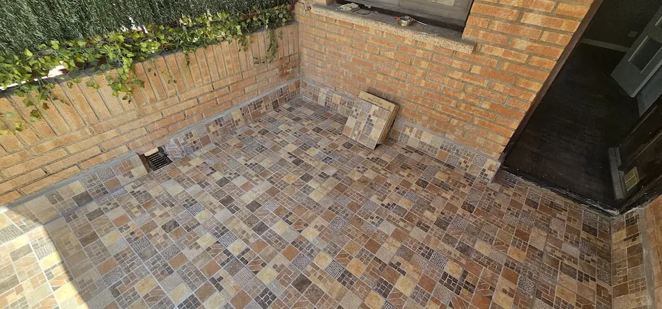 terraza reformada por Albañilería García Borobio