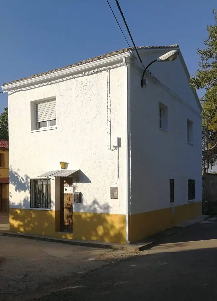 detalle del balcón dañado